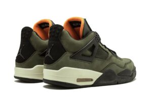 Зимние Nike Air Jordan 4 Undefeated зеленые нубук мужские (40-45)